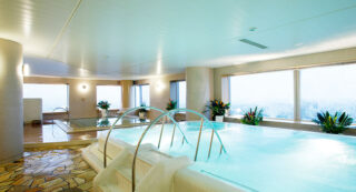 Pulau Bulan Hot Spring JR Tower