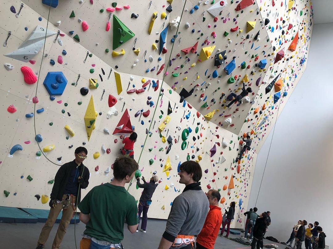 Climbing Gym Gravity Research