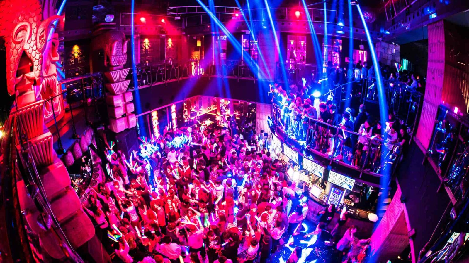 KING XMHU Night Club | Hokkaido A4JP Travel Guide