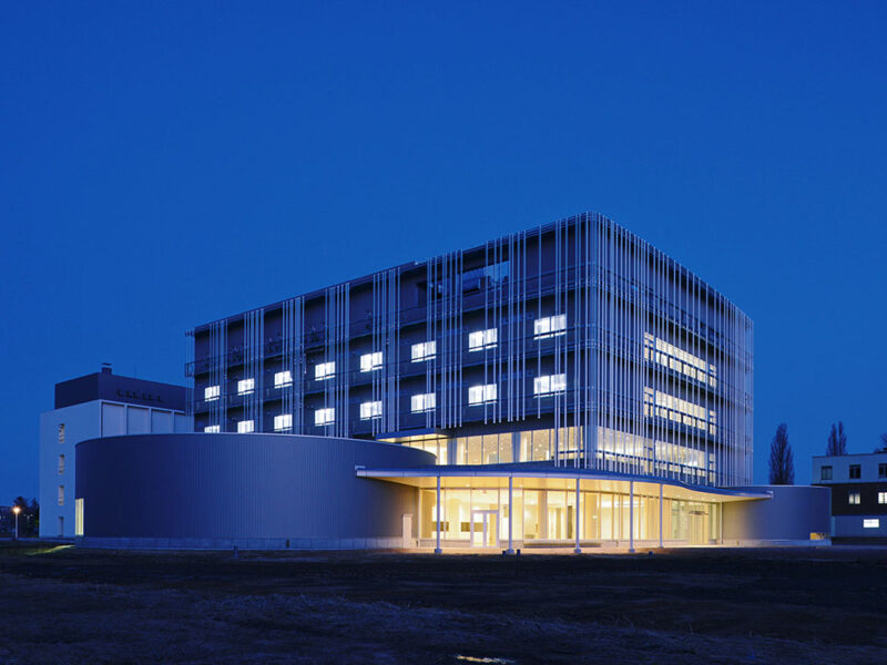 Hokkaido University Center for Food & Medical Innovation