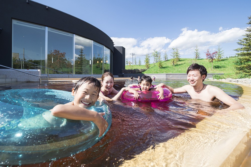 ガーデンスパ十勝川温泉【道の駅】 swimming pool onsen hot spring michinoeki 