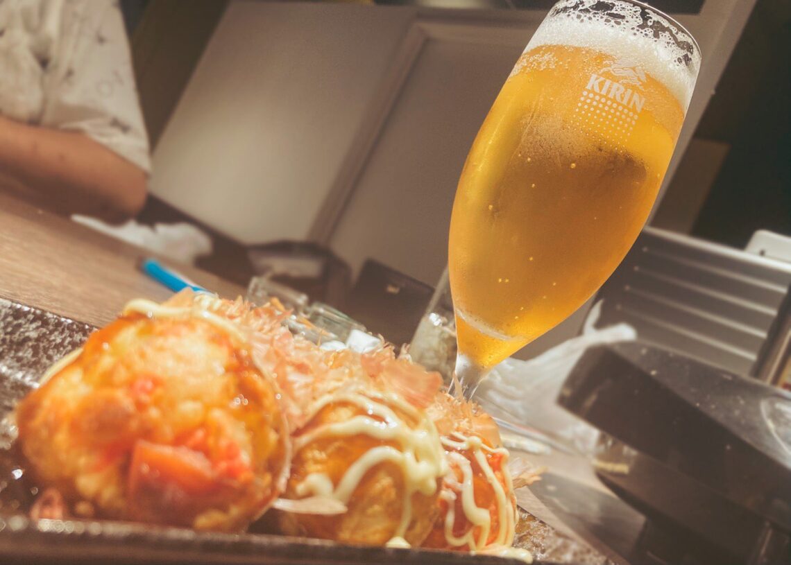 P-LINE Cafe & Bar (24 Hours) Beer & Takoyaki