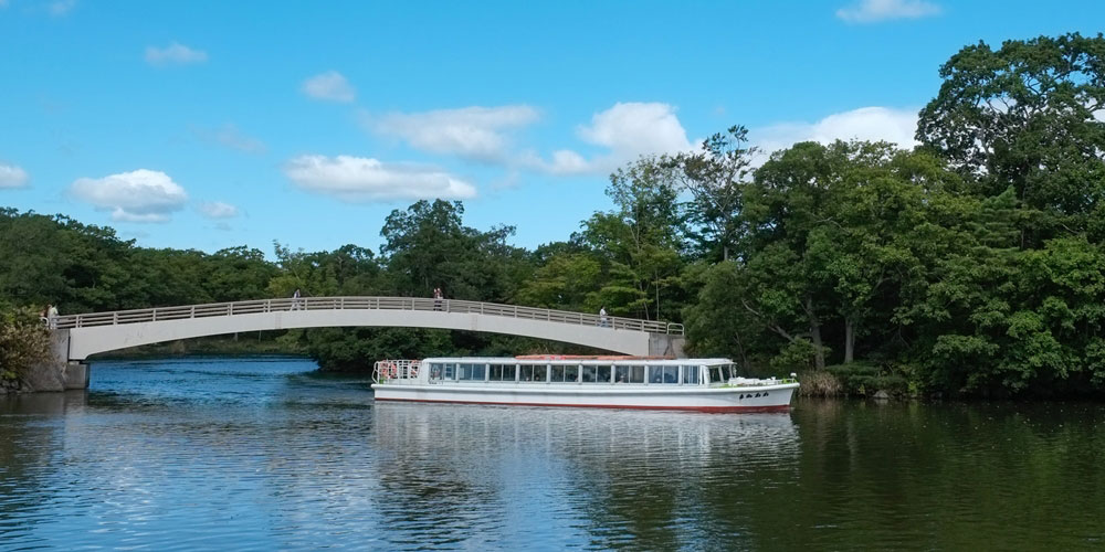 Onuma Park sightseeing boat